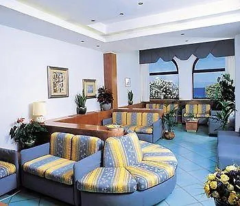 ホテル パルコ アウローラ テルメ イスキア島